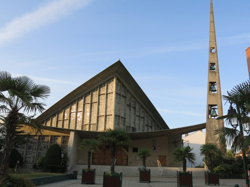 les meilleures eglises en colombes